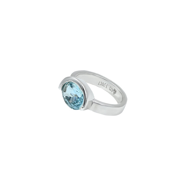 Blue Topaz Ring (3.20 Carat / 3.52 Ratti)
