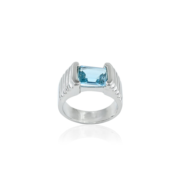 Blue Topaz Ring (3.55 Carat / 3.91 Ratti)