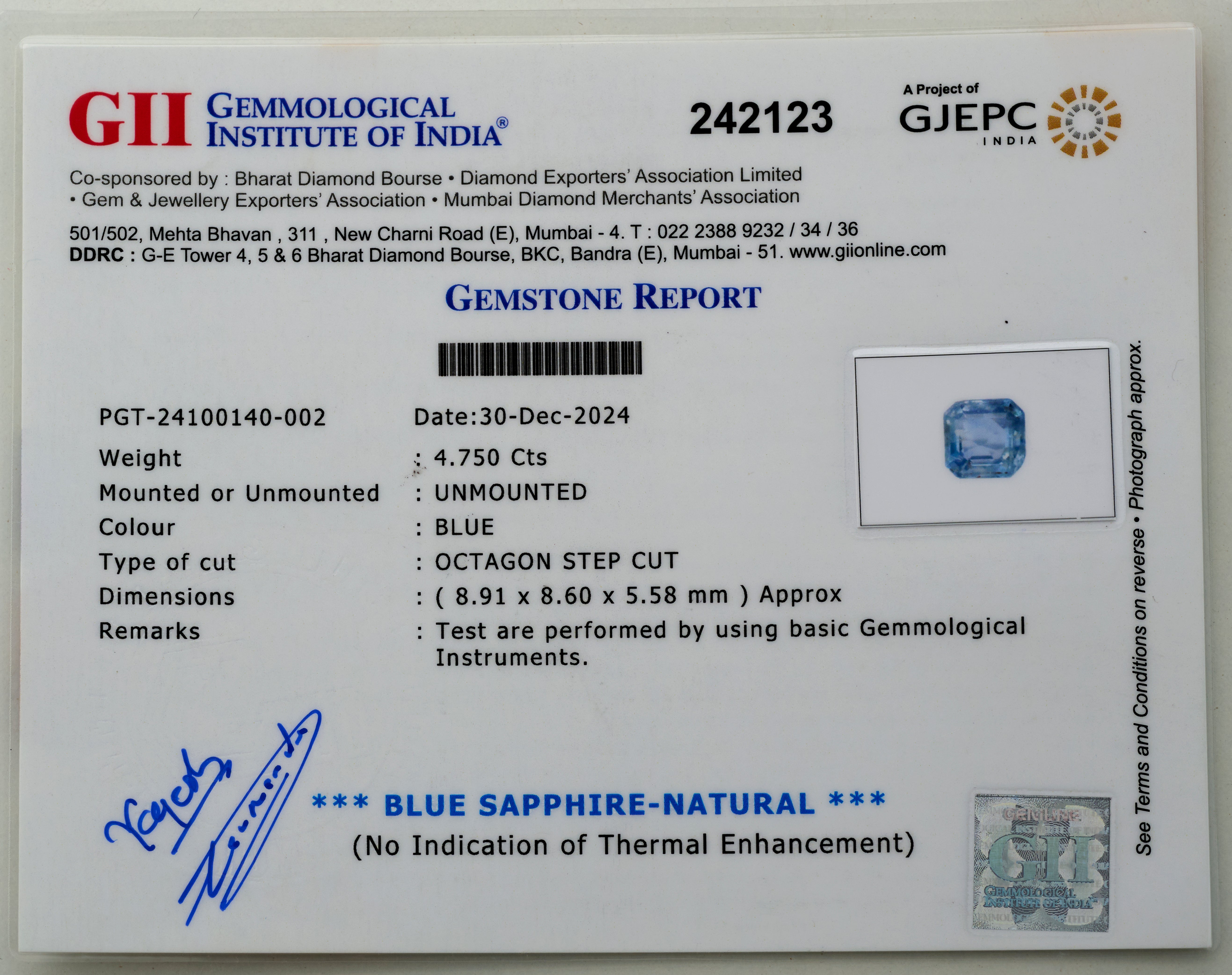 Natural Blue Sapphire Gemstone (4.75 Carats and 5.23 Ratt )