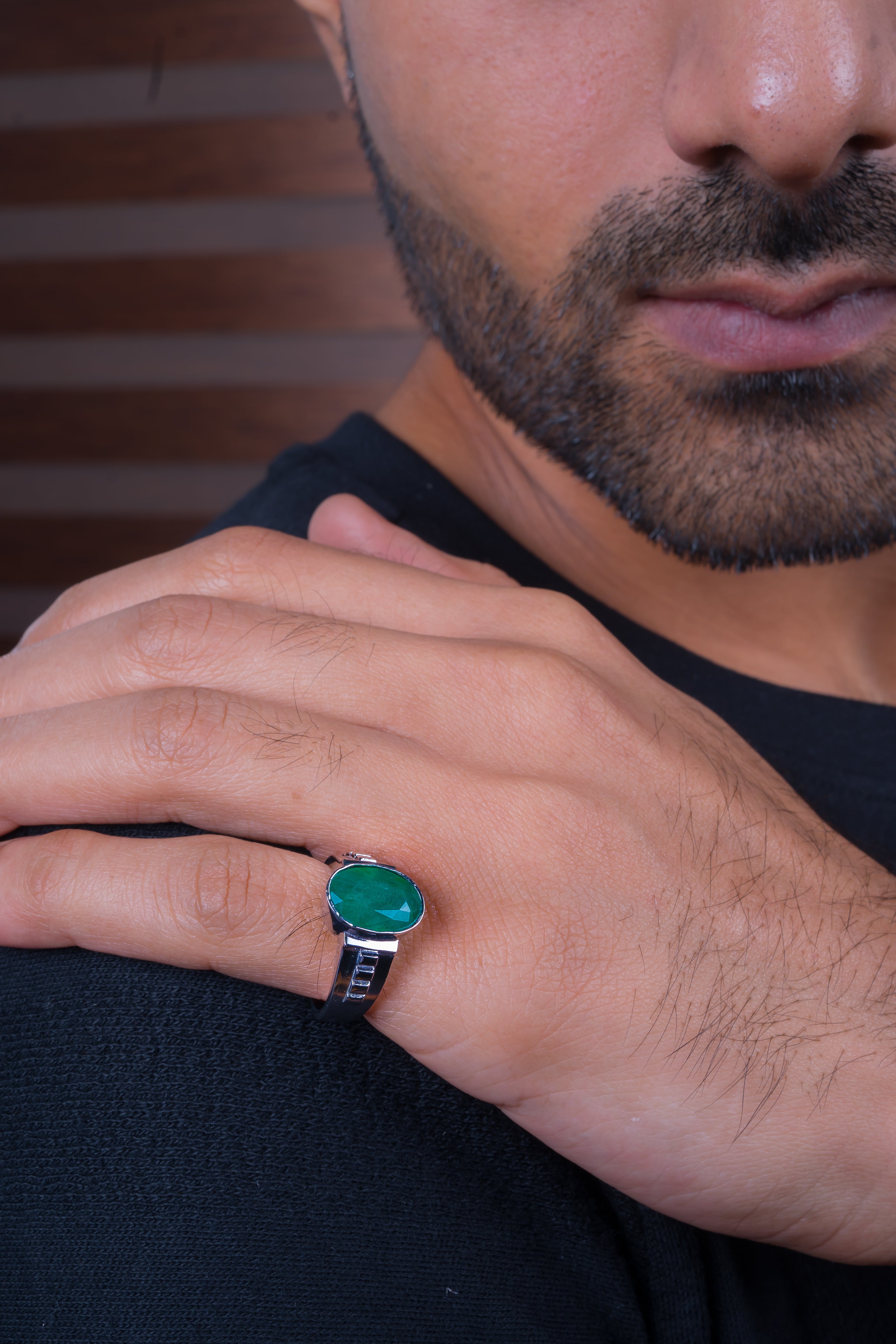 Natural Zambian Emerald (Panna) 3.70ct (4.07 Ratti) Faceted Oval Cut Ring