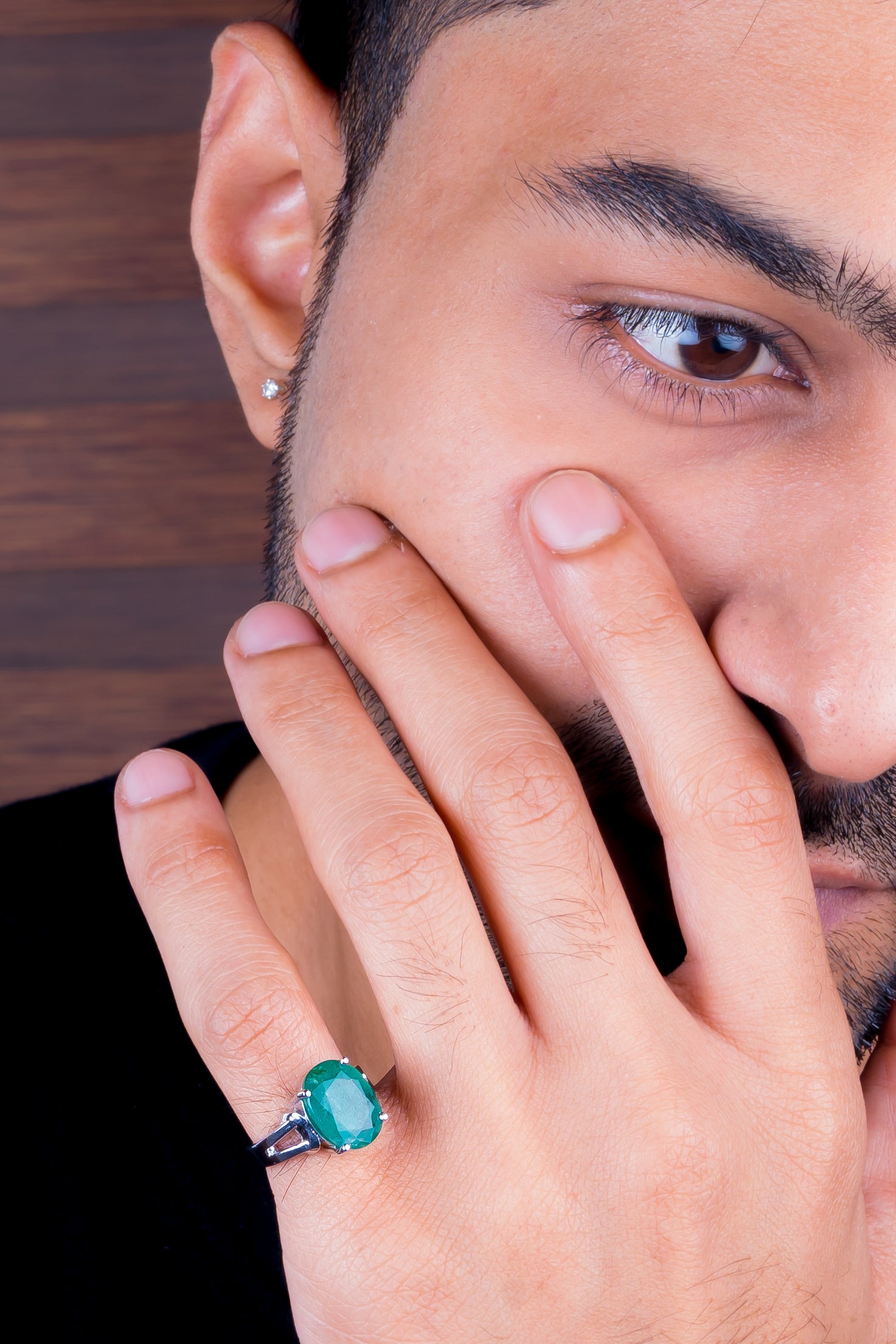 Natural Zambian Emerald (Panna) 4.90ct (5.39 Ratti) Faceted Oval Cut Unisex Ring