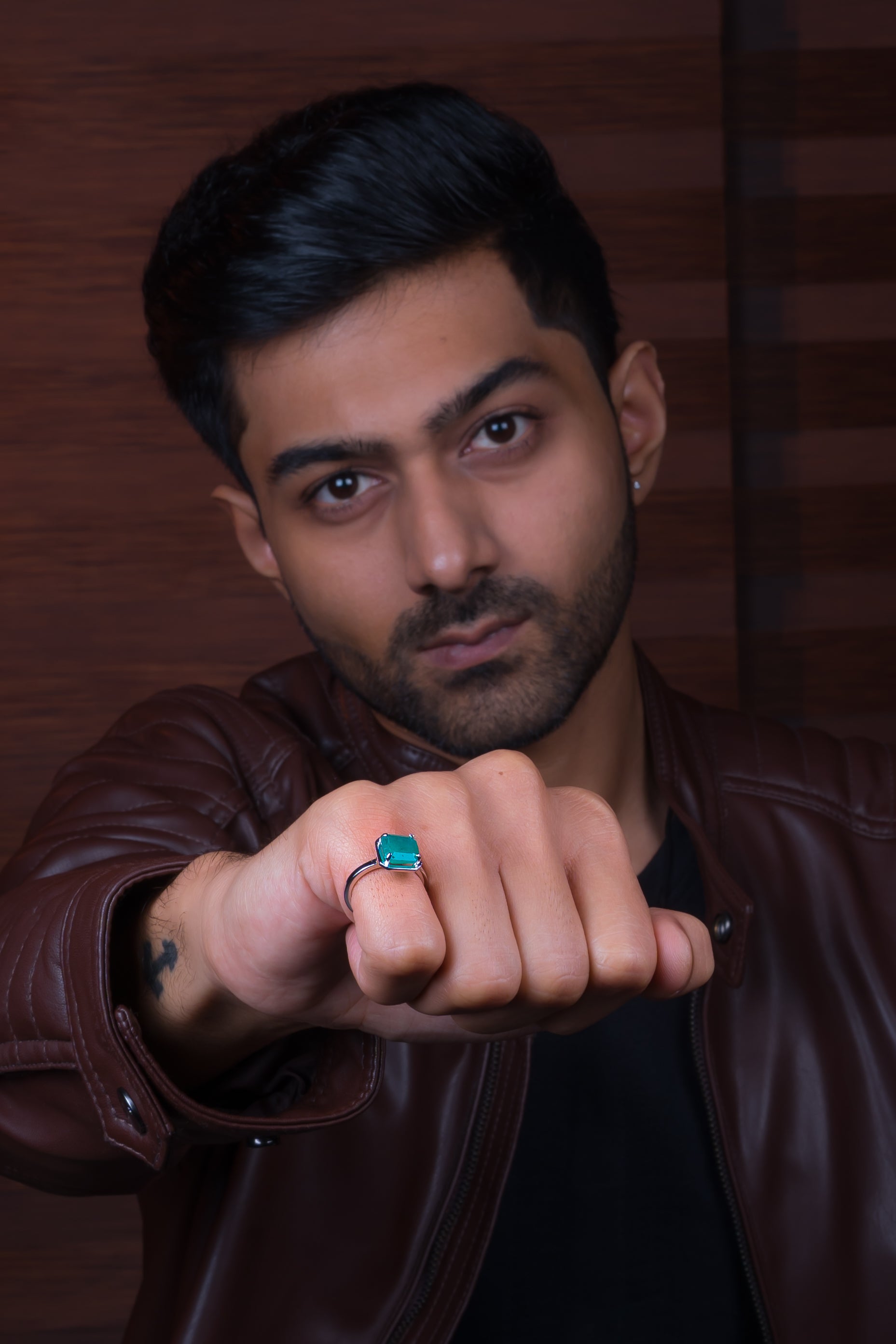 Natural Zambian Emerald (Panna) 3.15ct (3.46 Ratti) Faceted Emerald Cut Ring