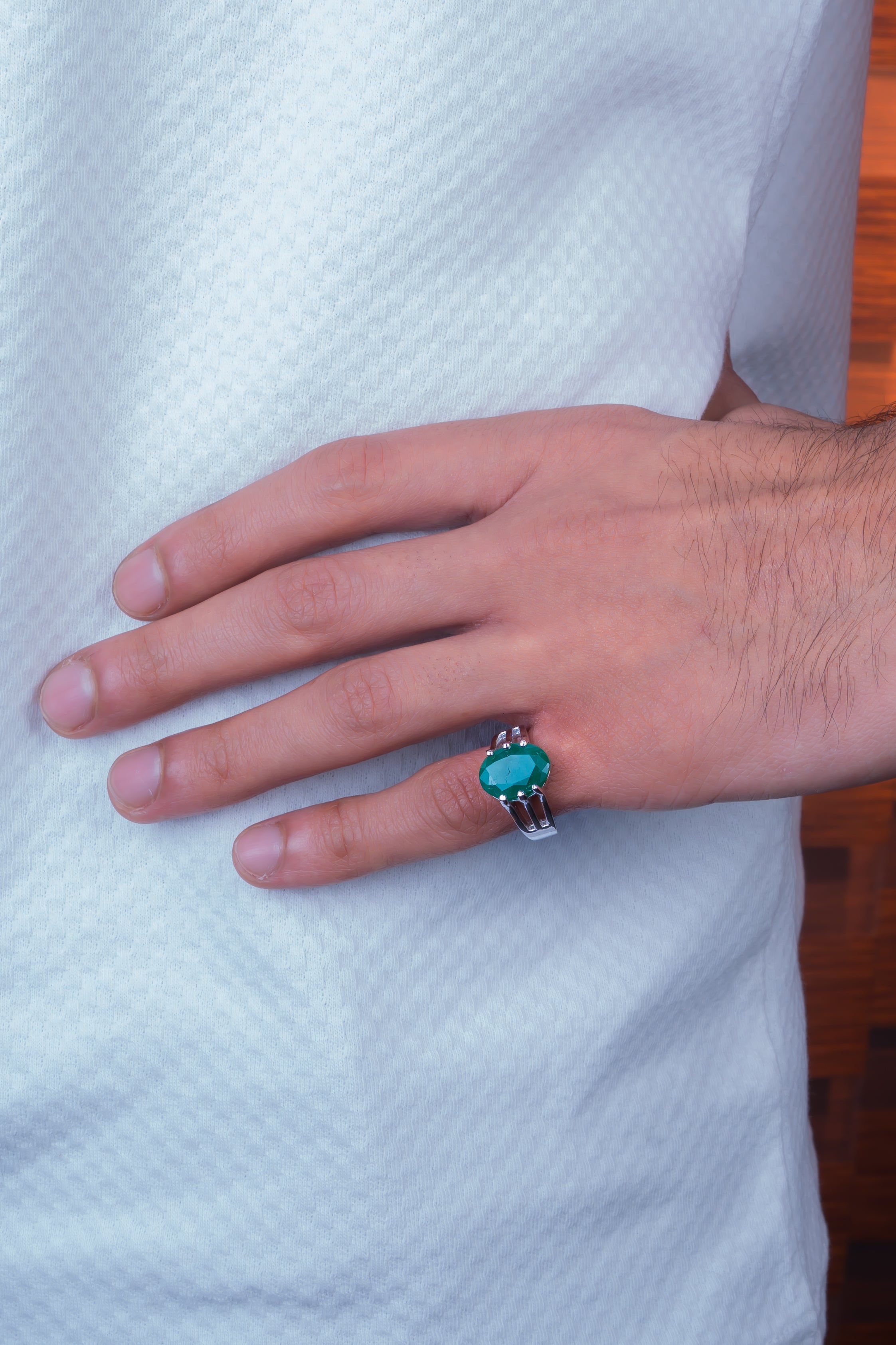 Natural Zambian Emerald (Panna) 5.30ct (5.83 Ratti) Faceted Oval Cut Unisex Ring