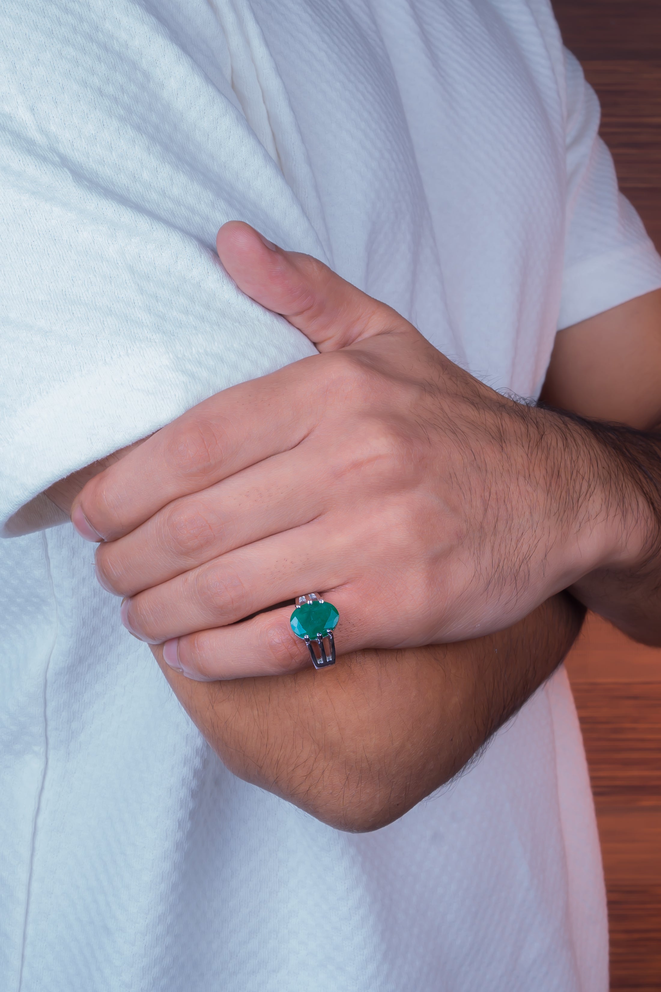 Natural Zambian Emerald (Panna) 5.30ct (5.83 Ratti) Faceted Oval Cut Unisex Ring