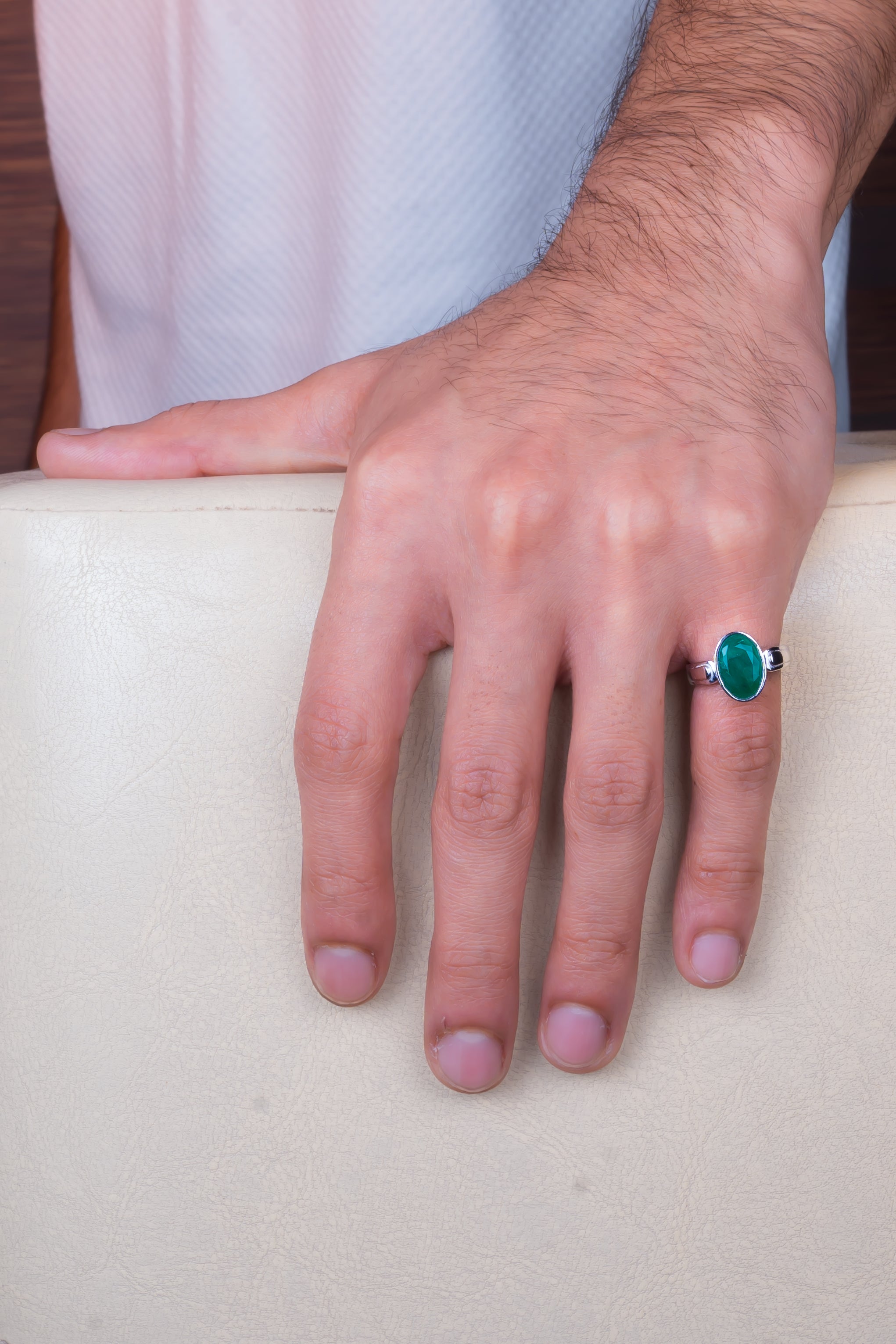 Natural Zambian Emerald (Panna) 3.15ct (3.47 Ratti) Faceted Oval Cut Unisex Ring