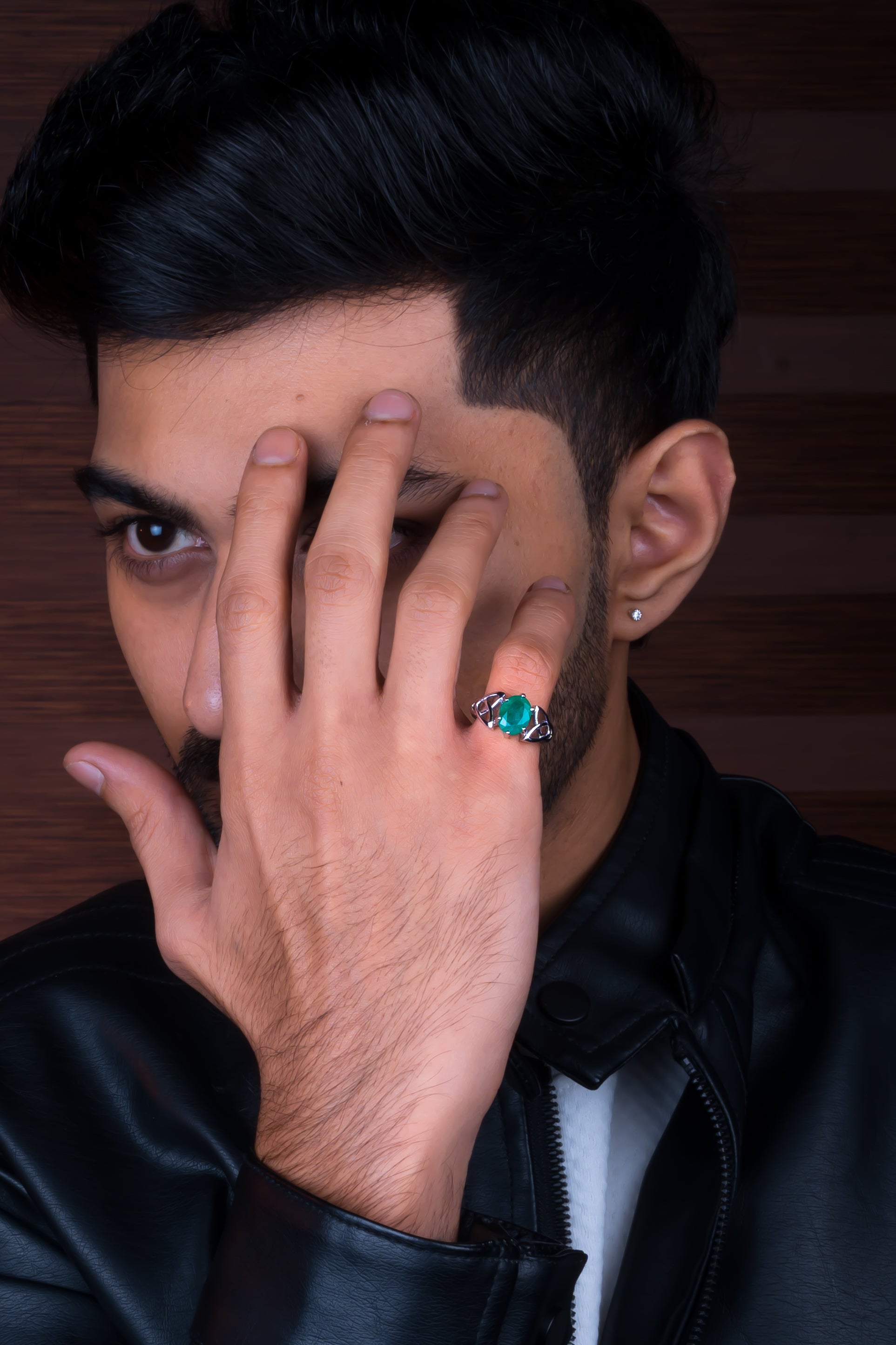 Natural Zambian Emerald (Panna) 3.15ct (3.46 Ratti) Faceted Oval Cut Ring