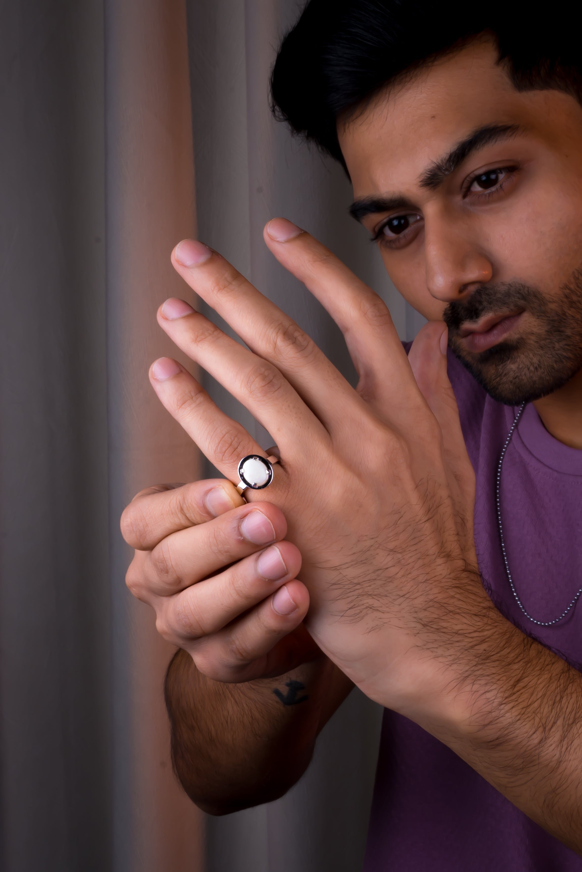 Opal Ring (1.90 Carat / 2.09 Ratti)