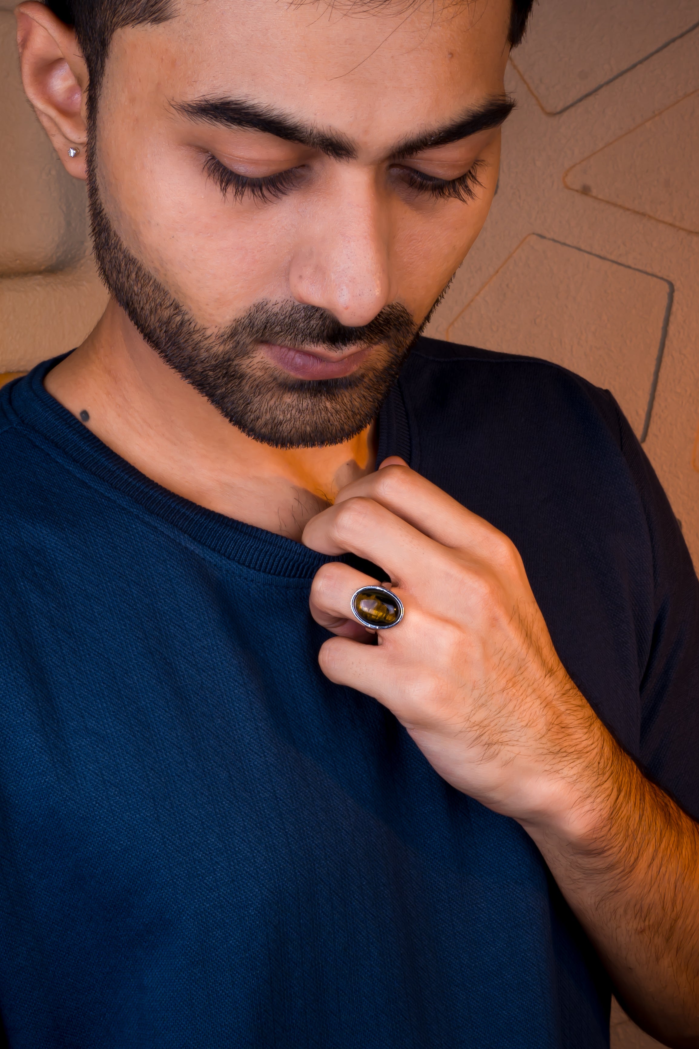 Tiger Eye Ring (11.90 Carat / 13.09 Ratti)