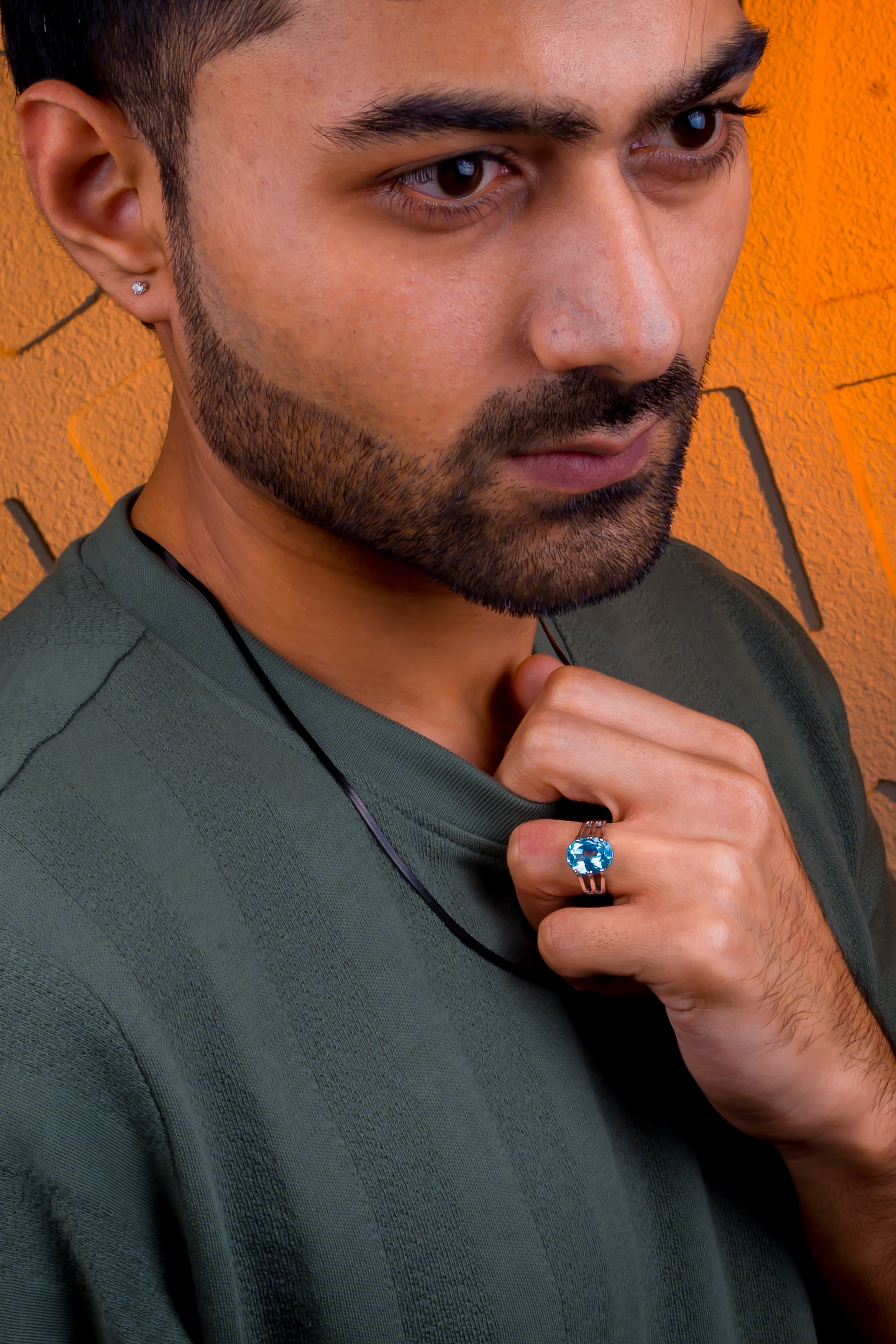 Blue Topaz Ring (4.85 Carat / 5.34 Ratti)