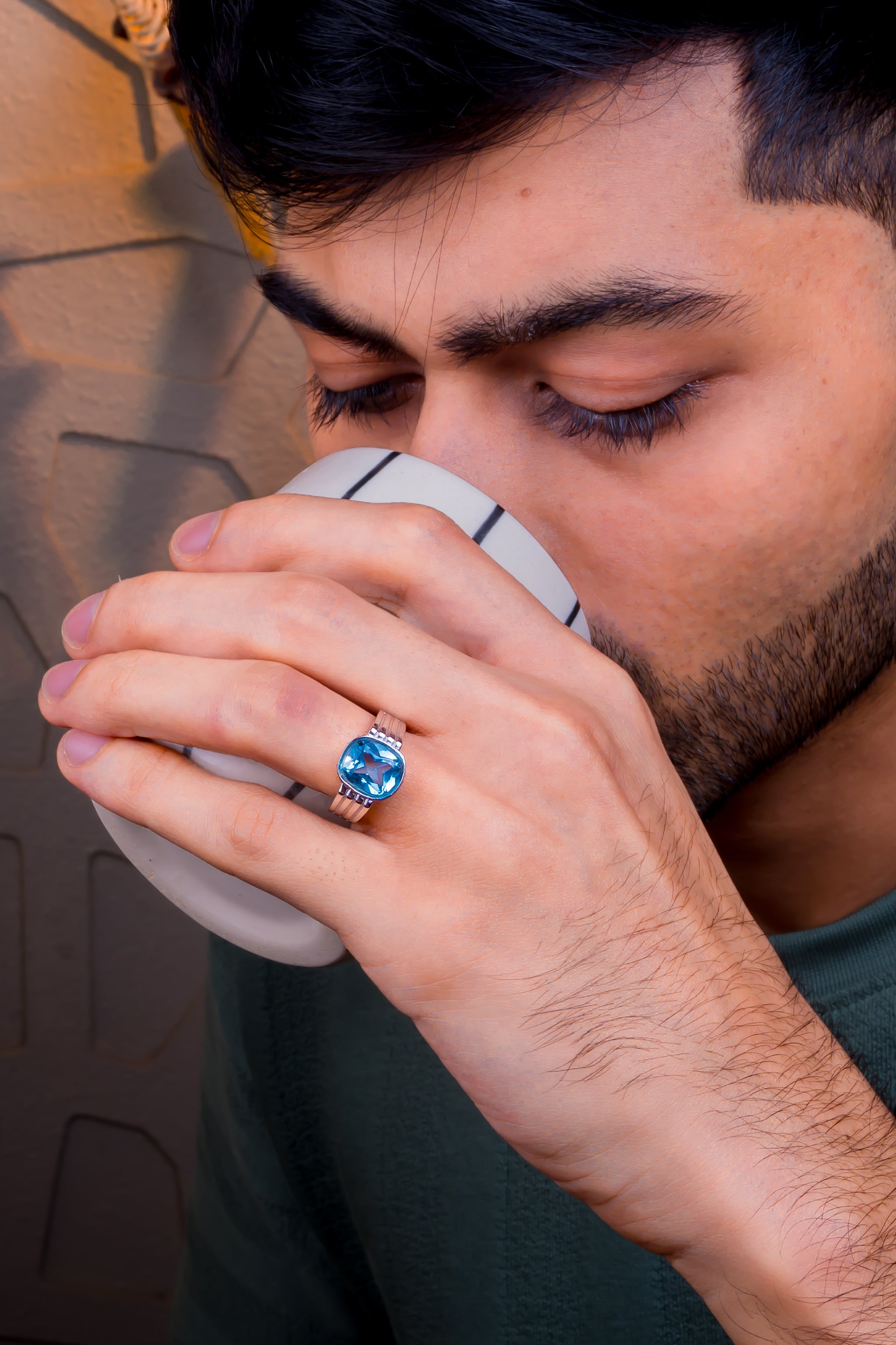 Blue Topaz Ring (4.95 Carat / 5.45 Ratti)