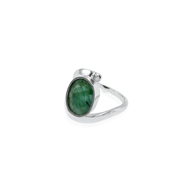 Natural Zambian Emerald (Panna) 3.95ct (4.35 Ratti) Faceted Oval Cut Unisex Ring
