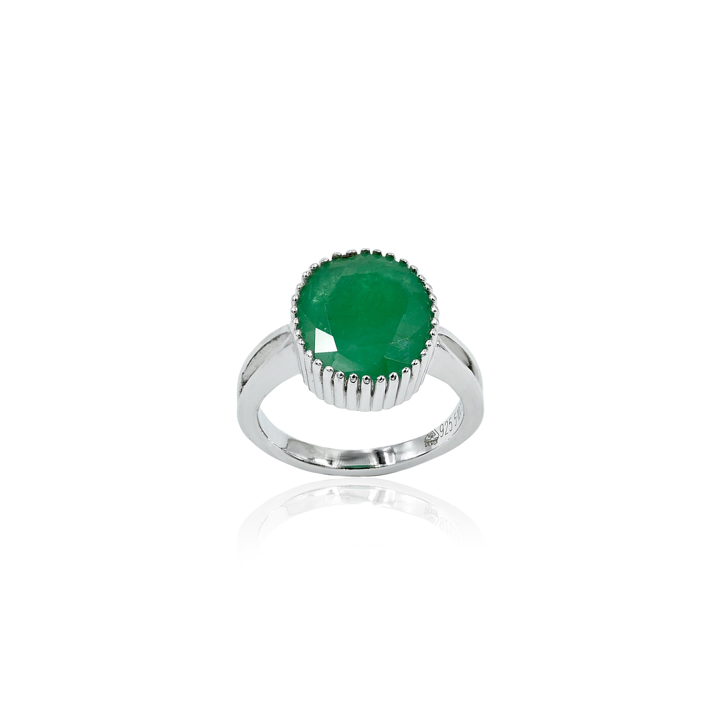 Natural Zambian Emerald (Panna) 5.10ct (5.61 Ratti) Faceted Oval Cut Unisex Ring