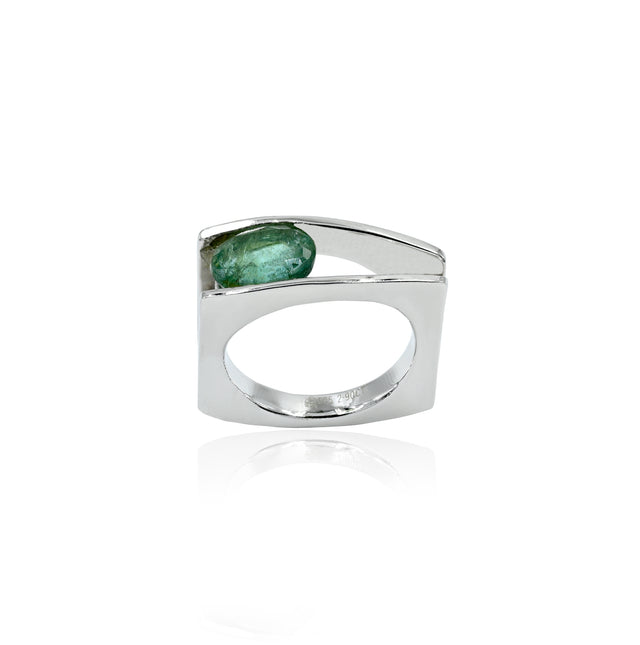 Natural Zambian Emerald (Panna) 2.90ct (3.19 Ratti) Faceted Oval Cut Ring