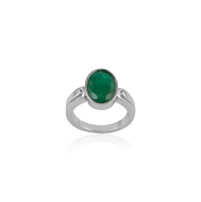 Natural Zambian Emerald (Panna) 3.15ct (3.47 Ratti) Faceted Oval Cut Unisex Ring