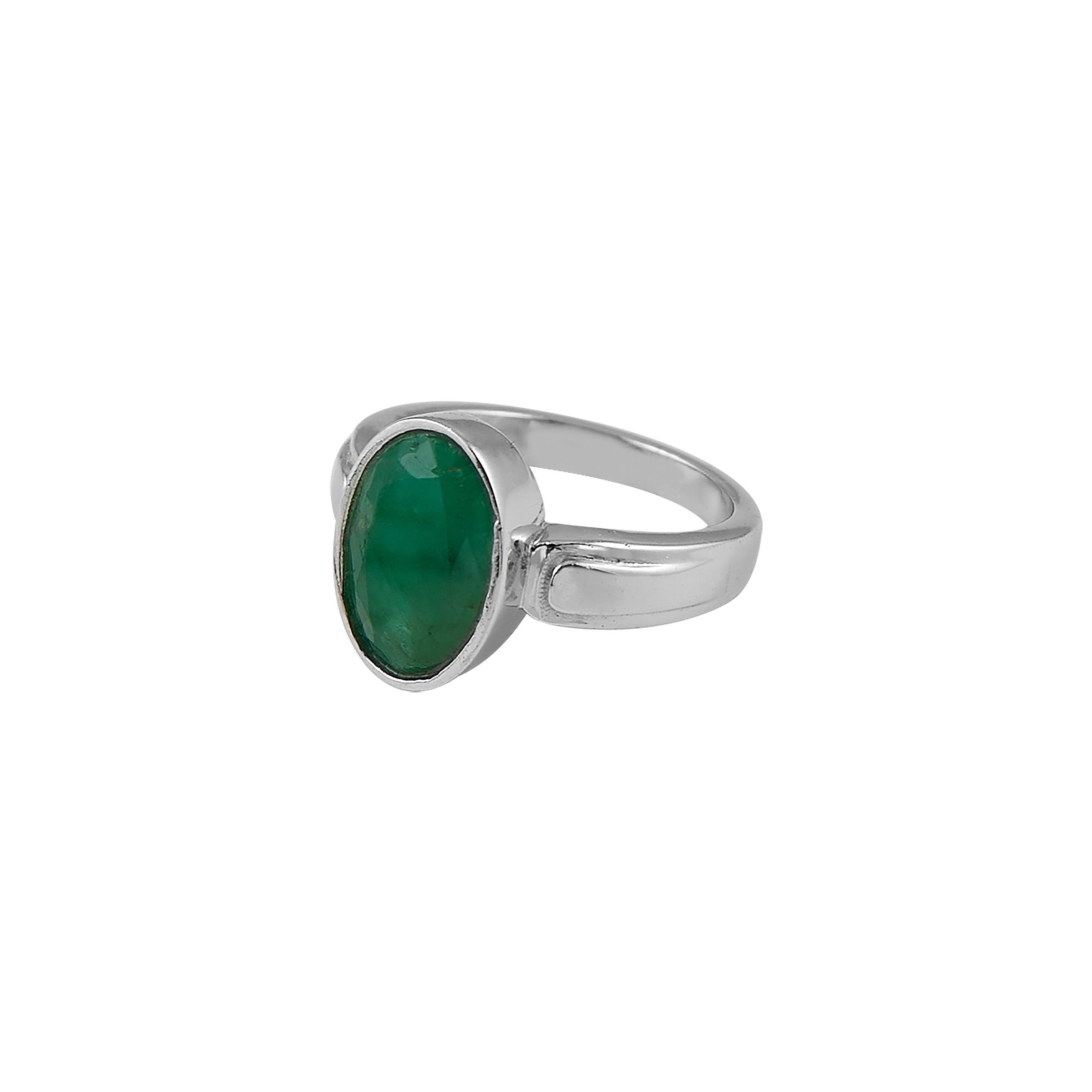 Natural Zambian Emerald (Panna) 3.15ct (3.47 Ratti) Faceted Oval Cut Unisex Ring