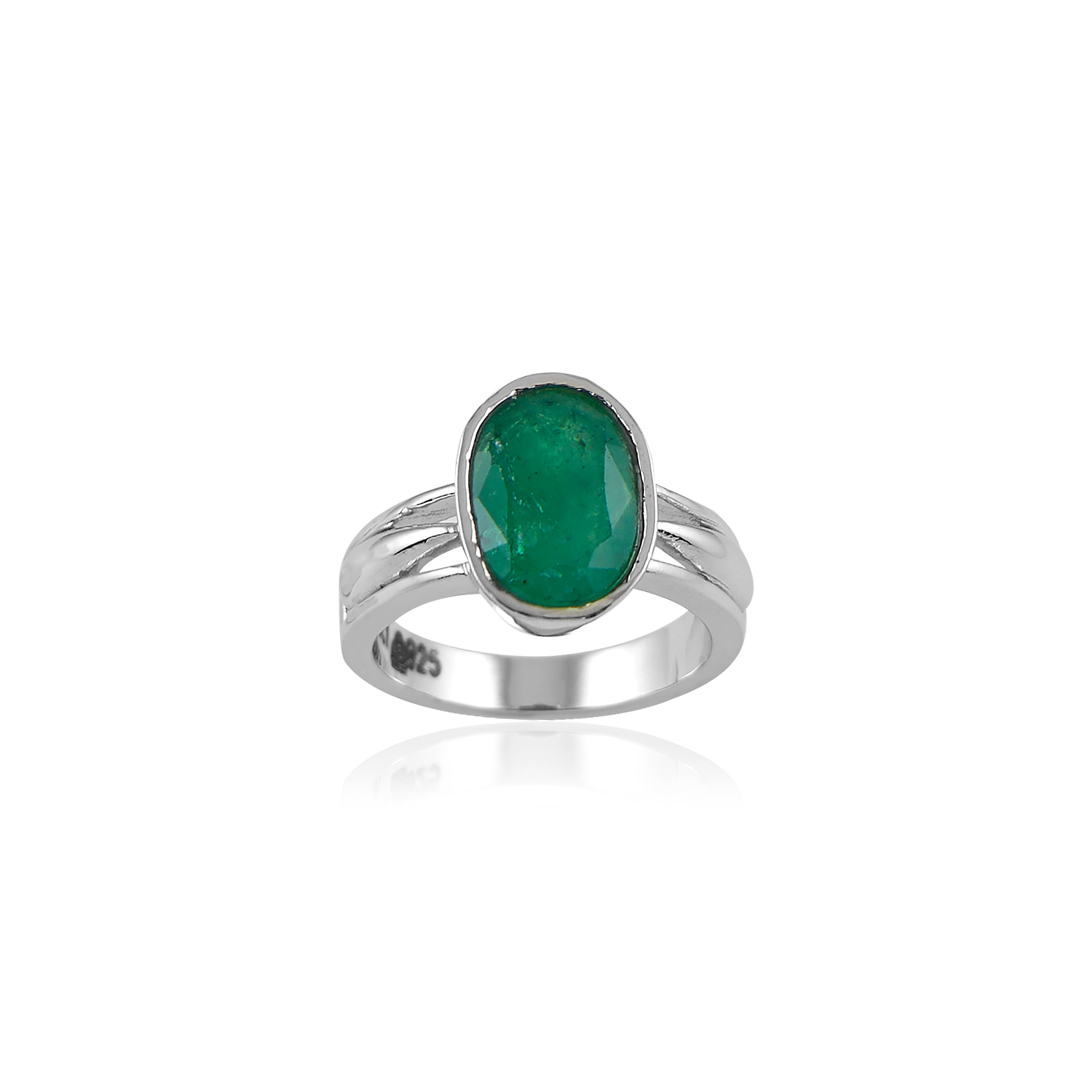 Natural Zambian Emerald (Panna) 3.60ct (3.96 Ratti) Faceted Oval Cut Unisex Ring