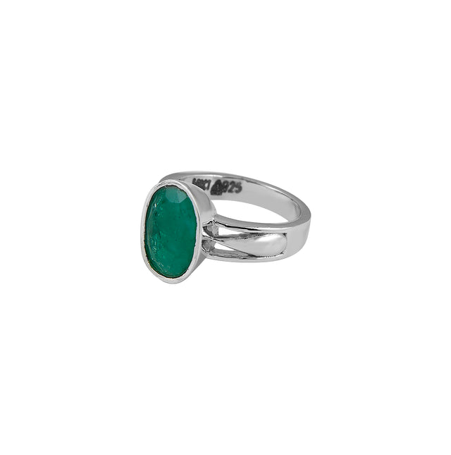 Natural Zambian Emerald (Panna) 3.60ct (3.96 Ratti) Faceted Oval Cut Unisex Ring