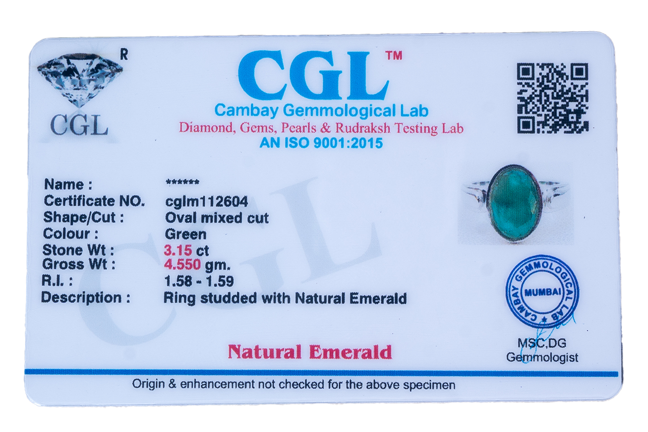 Natural Zambian Emerald (Panna) 3.15ct (3.47 Ratti) Faceted Oval Cut Unisex Ring