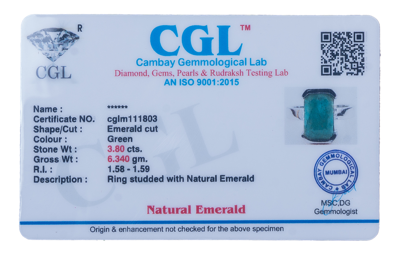 Natural Zambian Emerald (Panna) 3.80ct (4.18 Ratti) Faceted Emerald Cut Unisex Ring