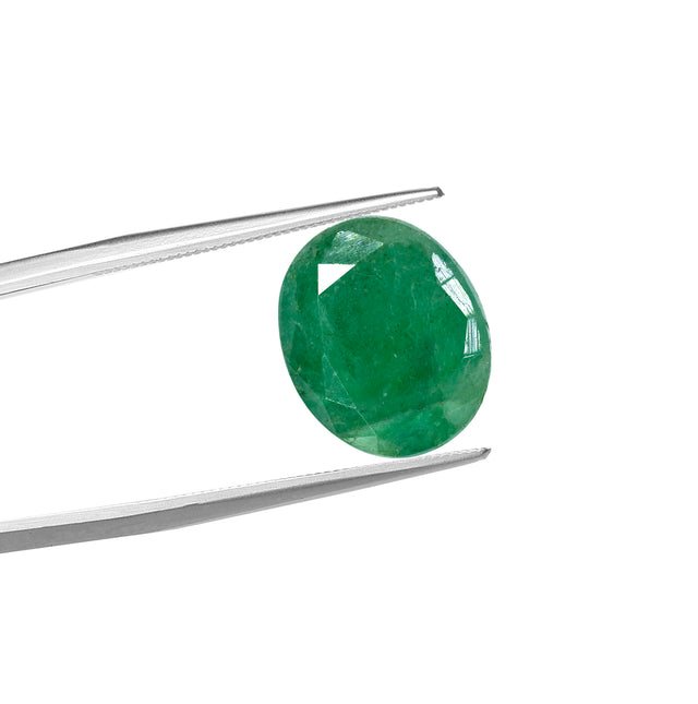 Natural Emerald (5.69 Carat and 6.26 Ratti)