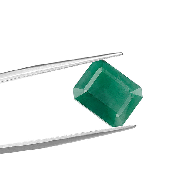 Natural Emerald (5.05 Carat and 5.56 Ratti)