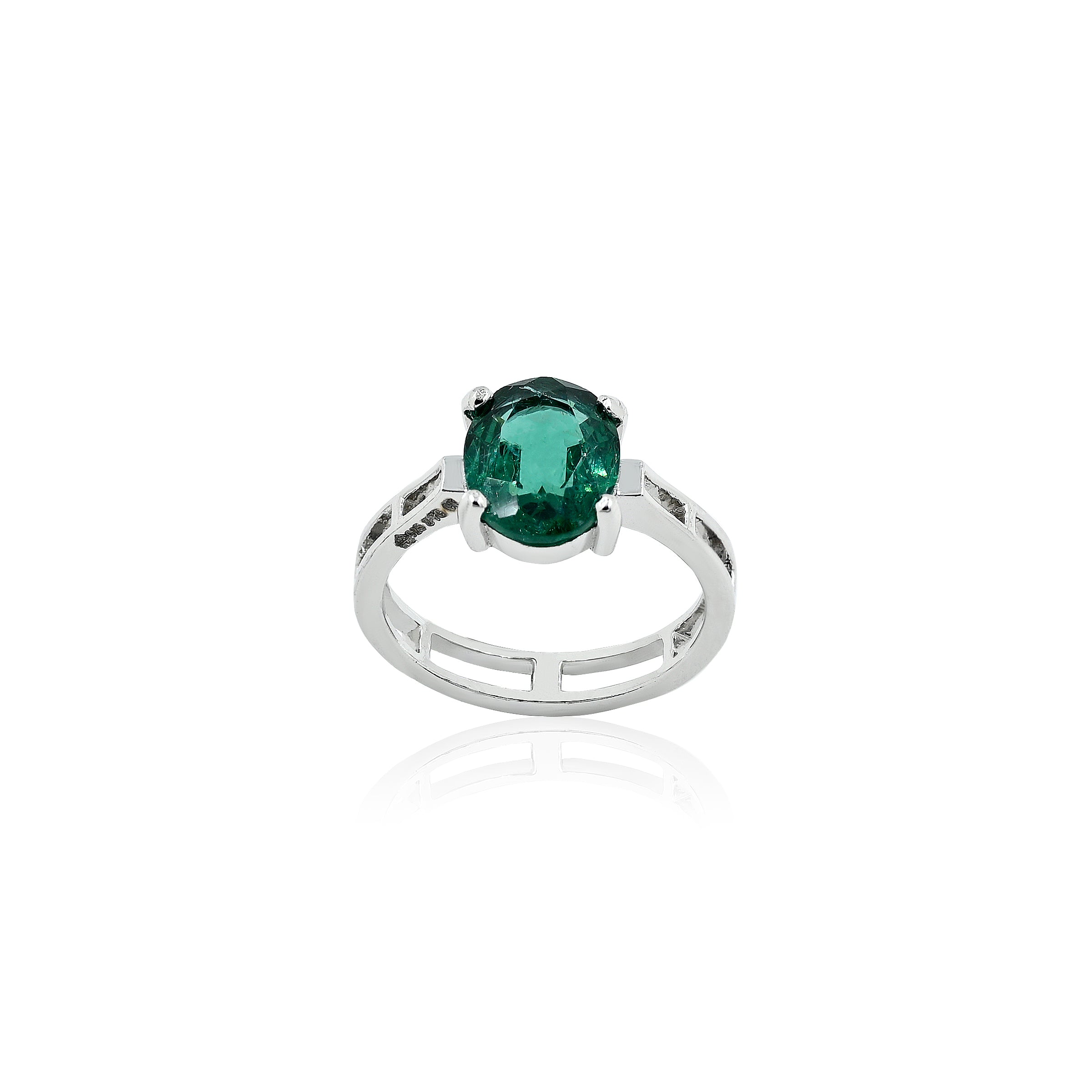Lab Grown Emerald Ring (2.70 Carat / 2.97 Ratti)