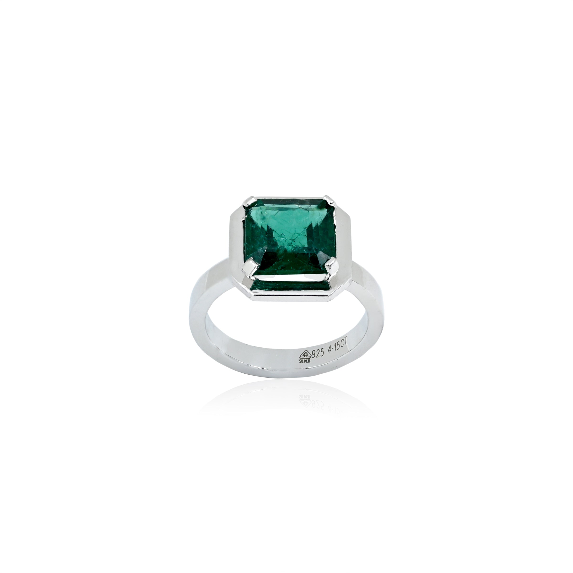 Lab Grown Emerald Ring (4.15 Carat / 4.57 Ratti)