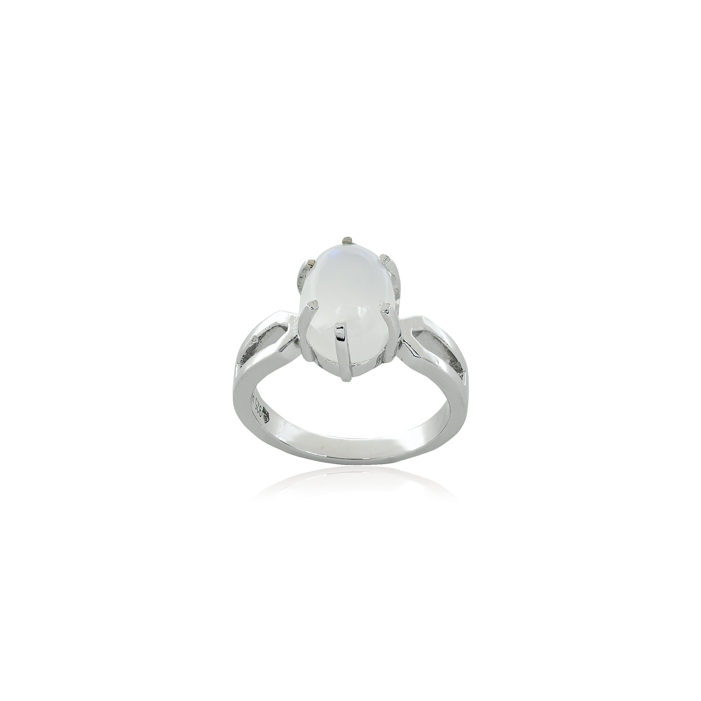 Moonstone (Chandramani) Ring (4.30 Carat /4.73 Ratti)