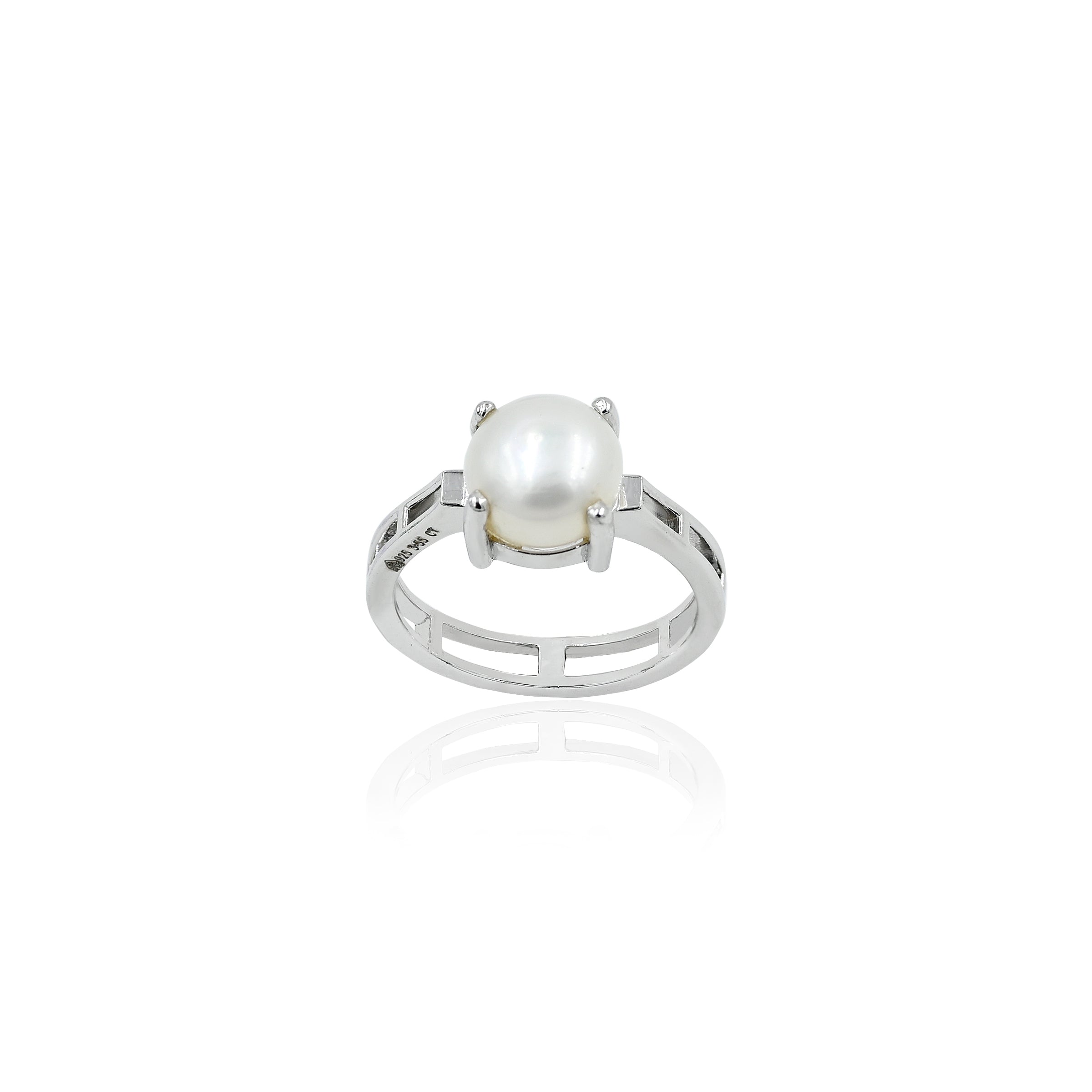 Natural Pearl (Moti) 3.55ct (3.91 Ratti) Ring