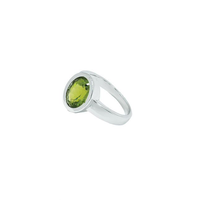 Peridot Ring (2.90 Carat / 3.19 Ratti)