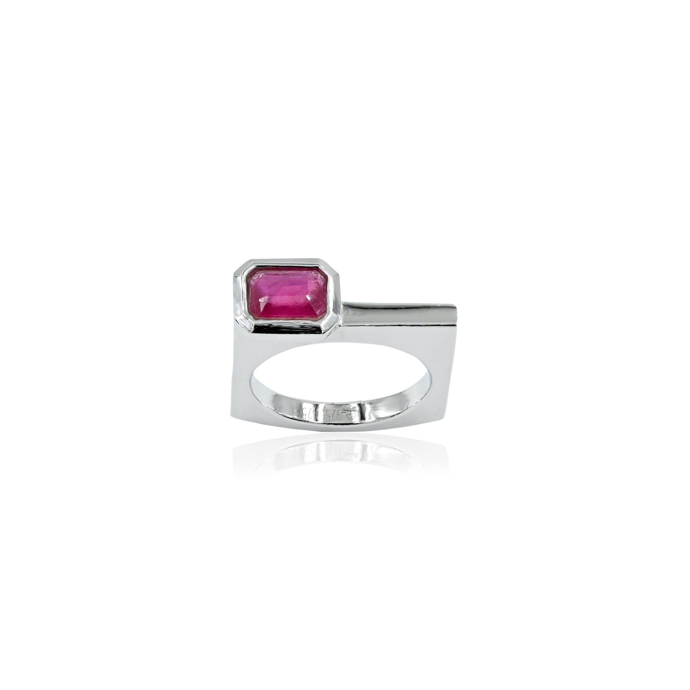 Natural Bangkok Ruby(Manik) 1.25ct(1.37 Ratti) Faceted Cushion Cut Ring
