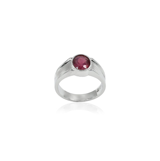 Natural Bangkok Ruby(Manik) 2.55ct (2.81 Ratti) Faceted Oval Cut Ring