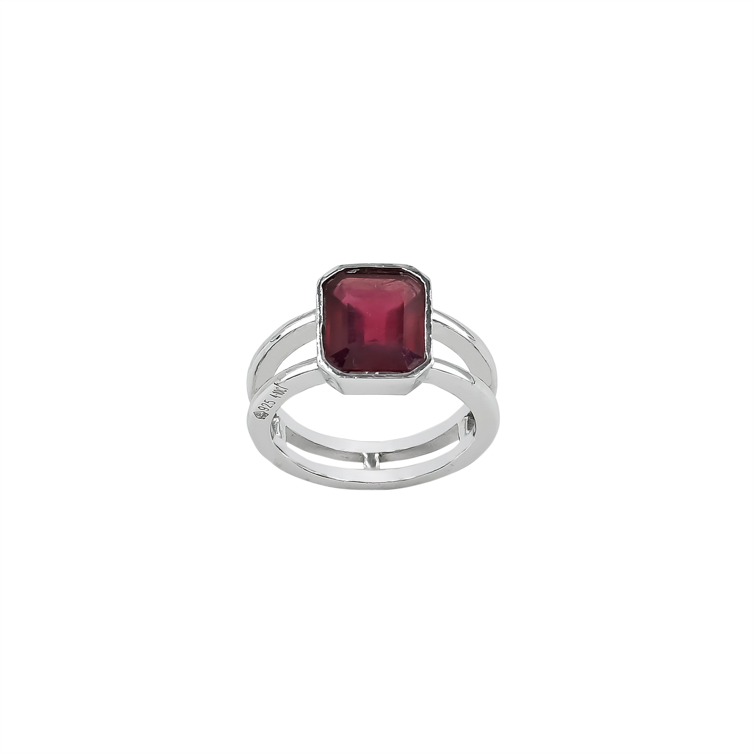Natural Bangkok Ruby(Manik) 4.10ct(4.51 Ratti) Faceted Emerald Cut Ring