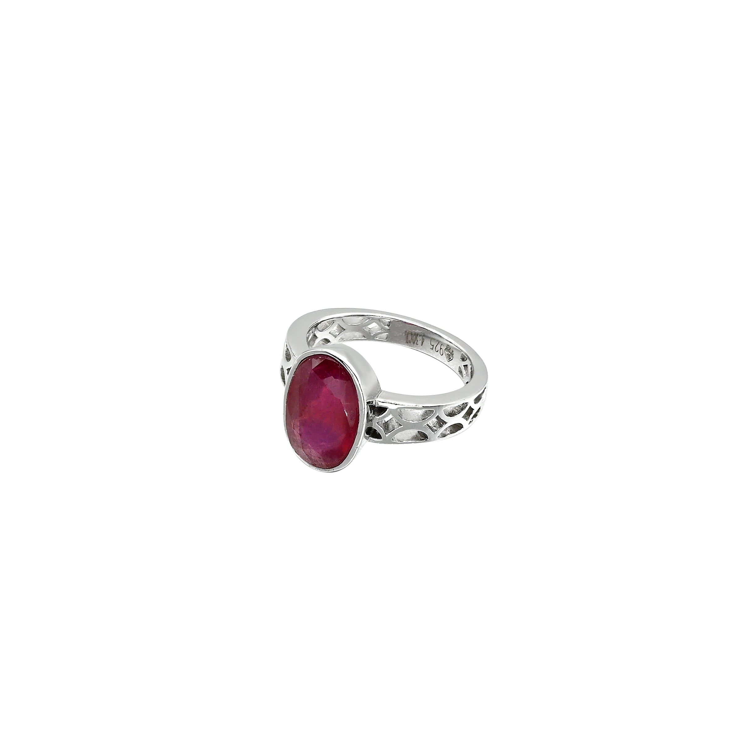 Natural Bangkok Ruby(Manik) 4.30ct(4.73 Ratti) Faceted Oval Cut Ring