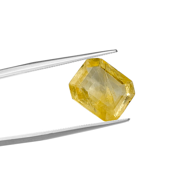 Natural Yellow Sapphire Gemstone (1.70 Carat and 1.87 Ratti)
