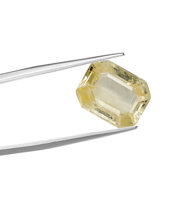Natural Yellow Sapphire Gemstone (1.85 Carat and 2.04 Ratti)