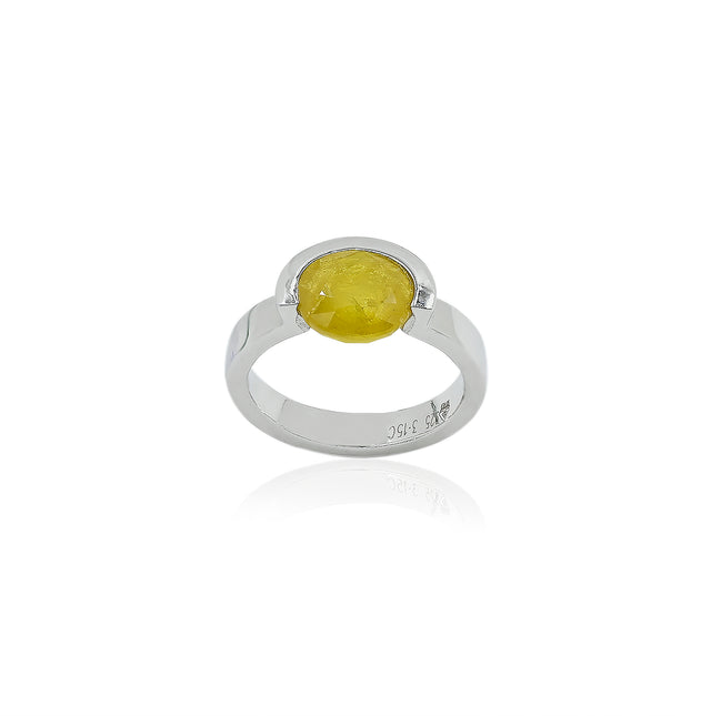 Natural Yellow Sapphire (Pukhraj) 3.15ct (3.47 Ratti) Faceted Oval Cut Ring