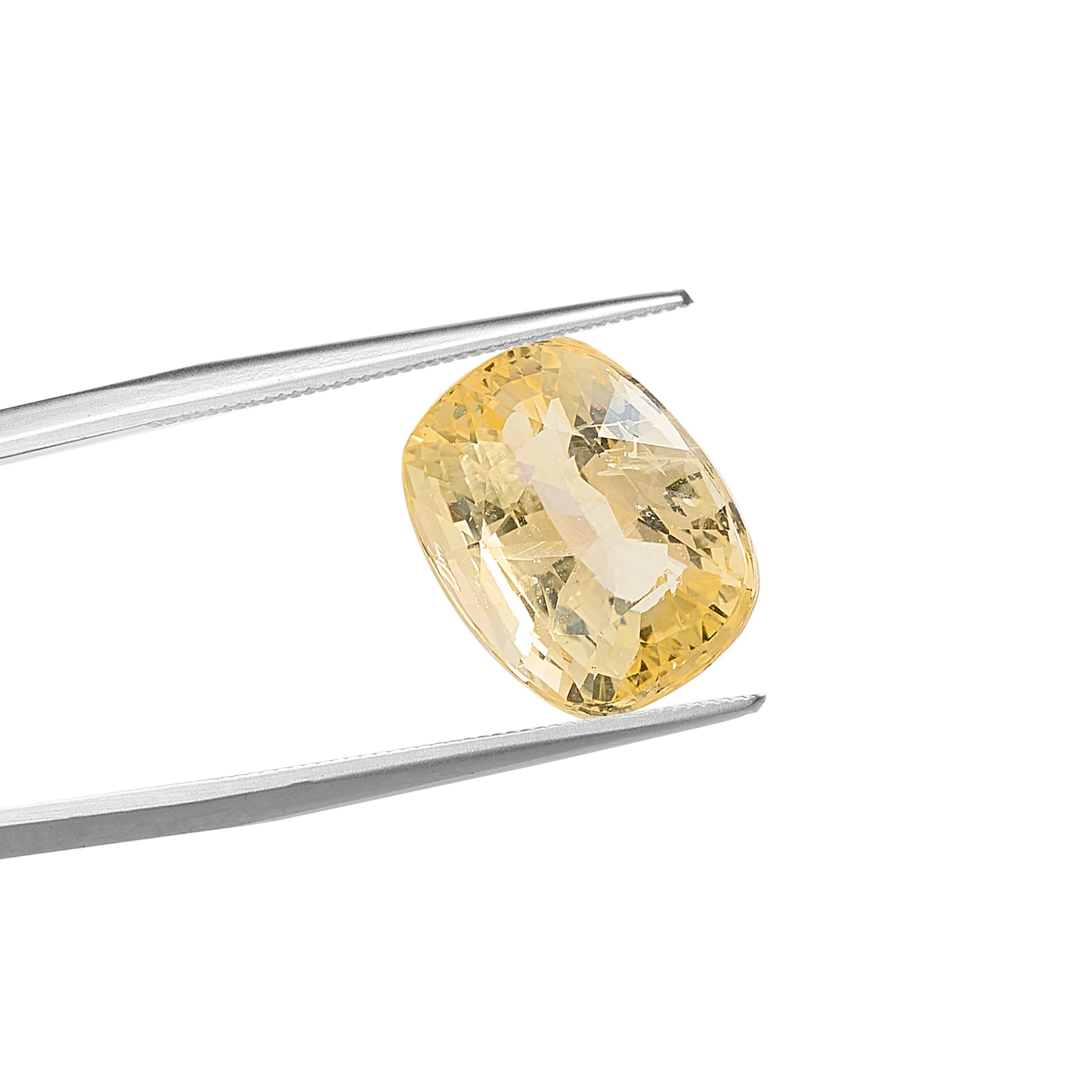 Natural Yellow Sapphire Gemstone (4.04 Carat and 4.44 Ratti)