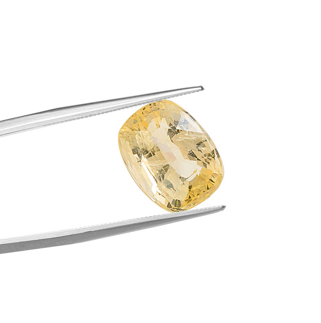 Natural Yellow Sapphire Gemstone (4.04 Carat and 4.44 Ratti)