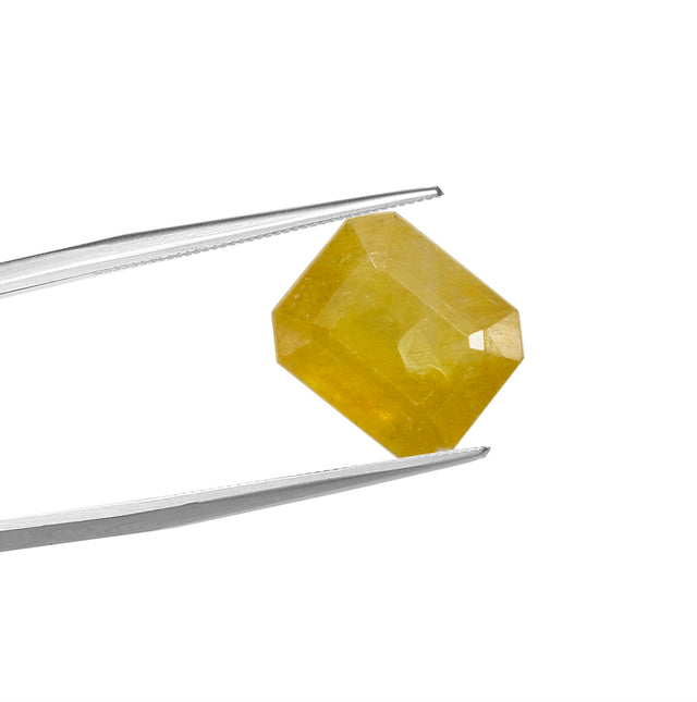 Natural Yellow Sapphire (3.24Ct Carat and 3.56 Ratti)
