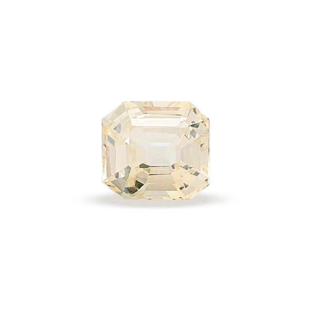 Natural Yellow Sapphire Gemstone (3.56 Carat and 3.92 Ratti)