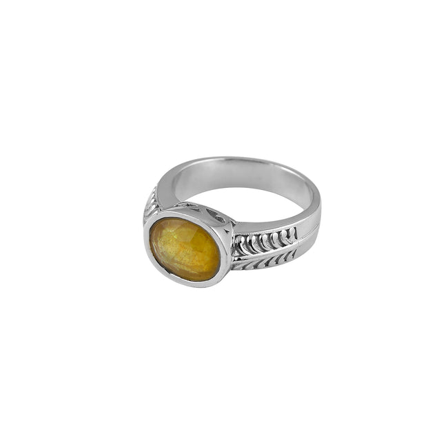 Natural Yellow Sapphire (Pukhraj) 4.00ct (4.40 Ratti) Faceted Oval Cut Unisex Ring