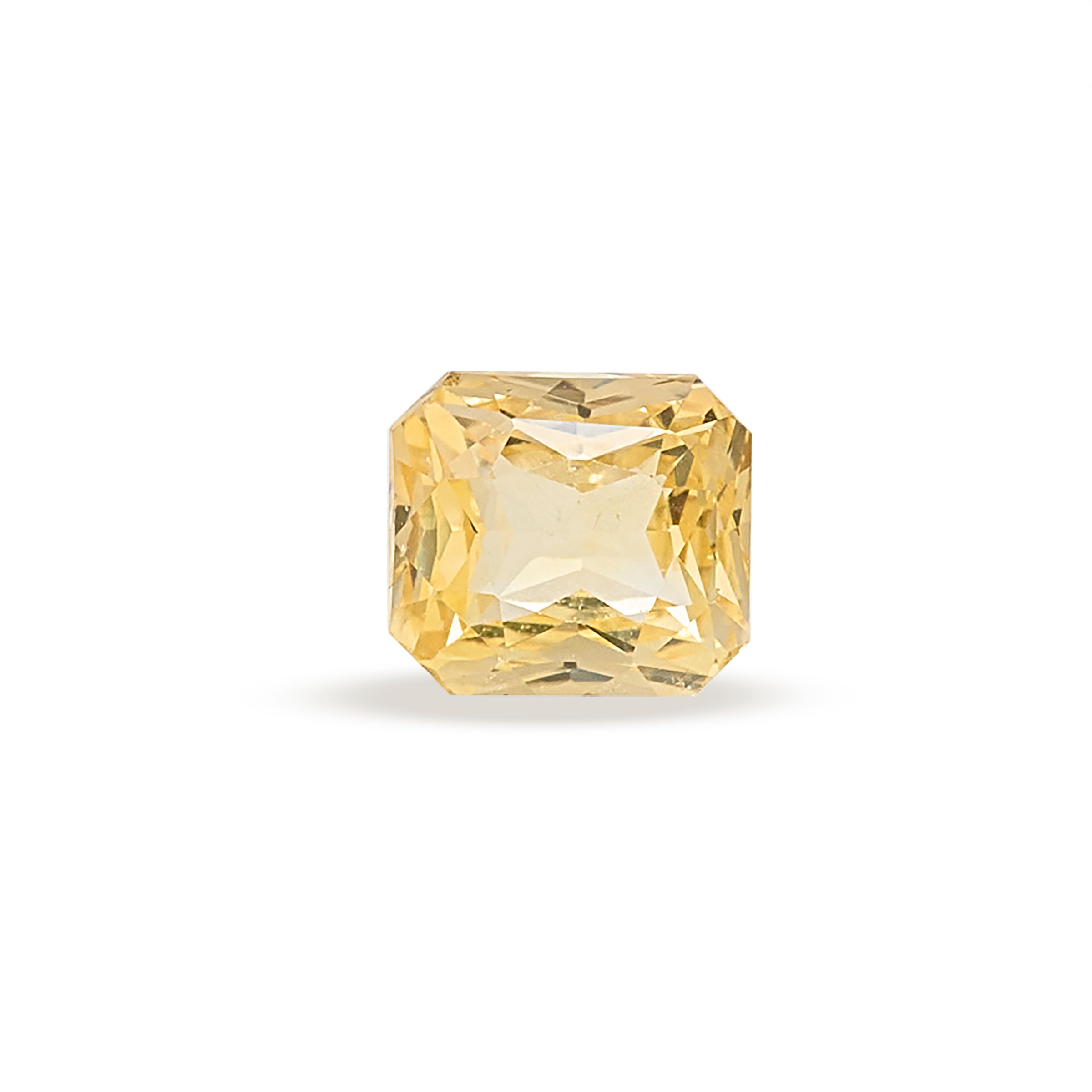 Natural Yellow Sapphire Gemstone (4.40 Carat and 4.84 Ratti)