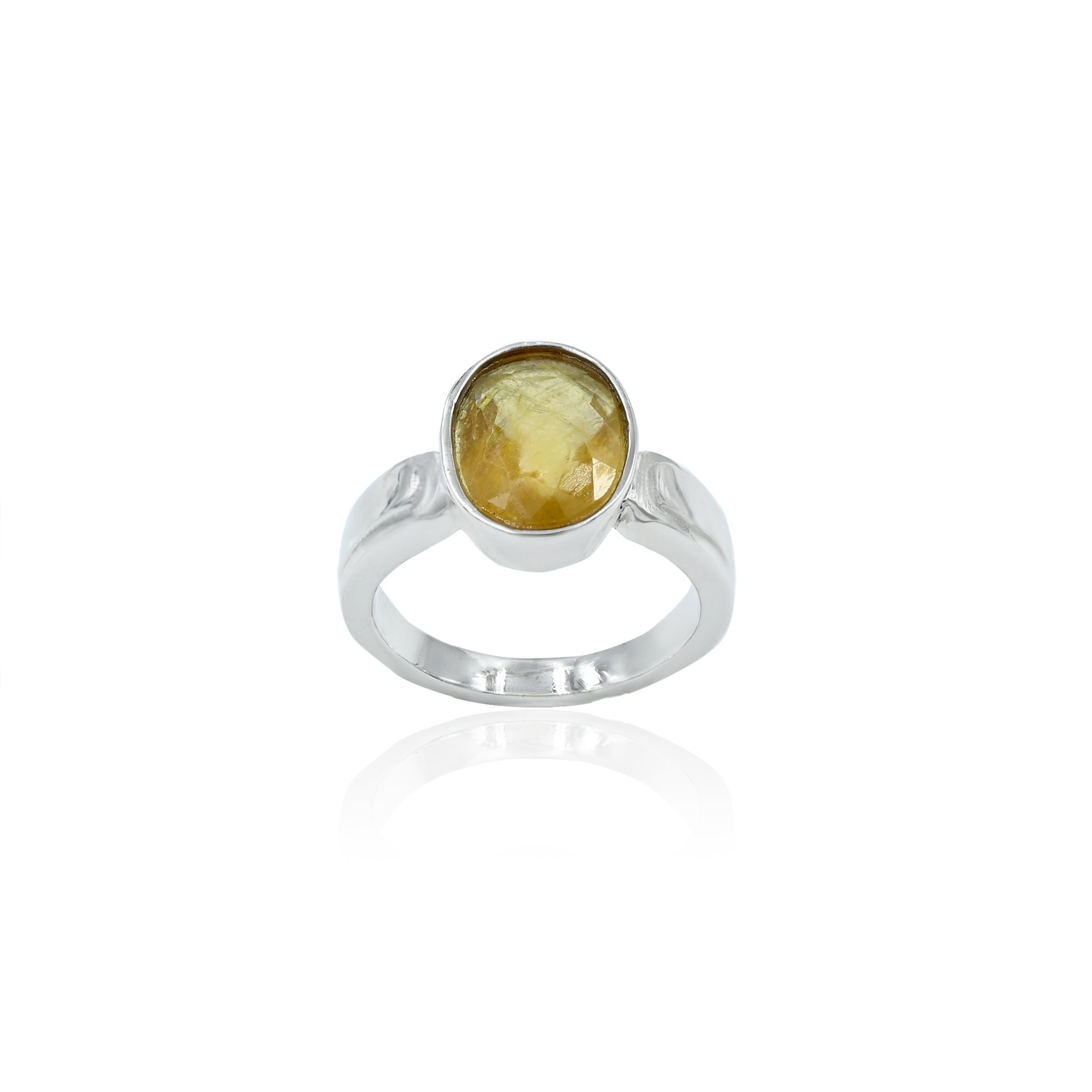 Natural Yellow Sapphire (Pukhraj) 4.55ct (5.01 Ratti) Faceted Oval Cut Unisex Ring